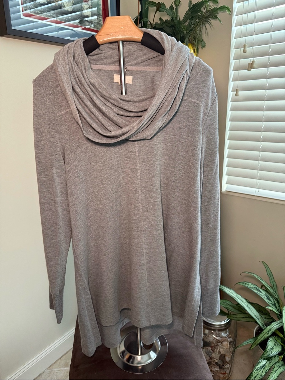 Cupio Gray Cowl Neck Long Sleeve Shirt